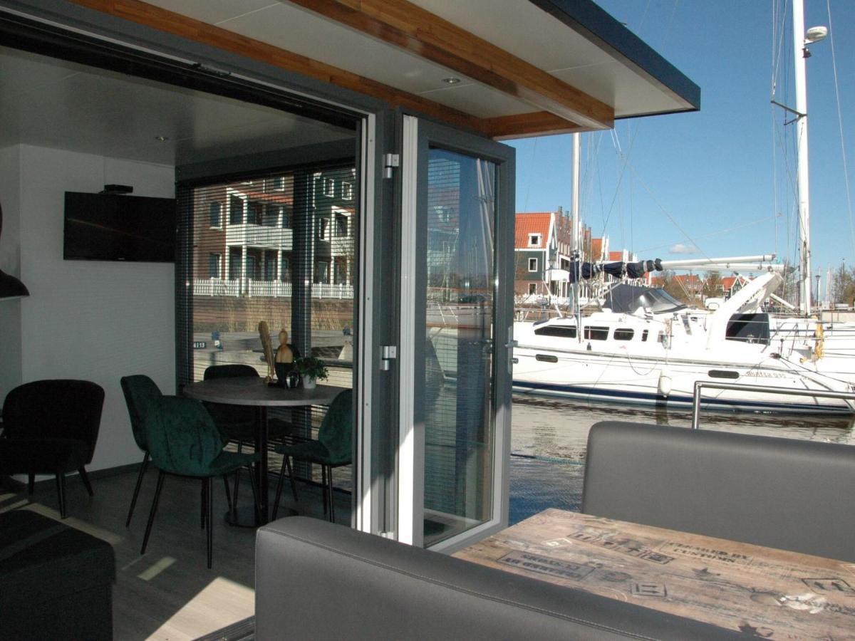 Beautiful Houseboat In The Harbour Of Volendam Near Centre Otel Dış mekan fotoğraf